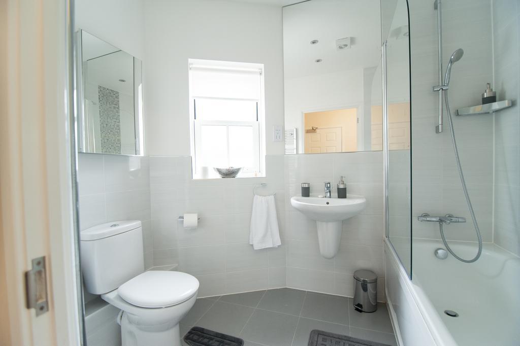 Station Suites Watford  Luaran gambar
