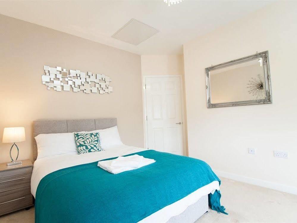 Station Suites Watford  Luaran gambar